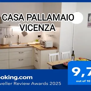 Casa Pallamaio Historic Center , Vicenza Italy